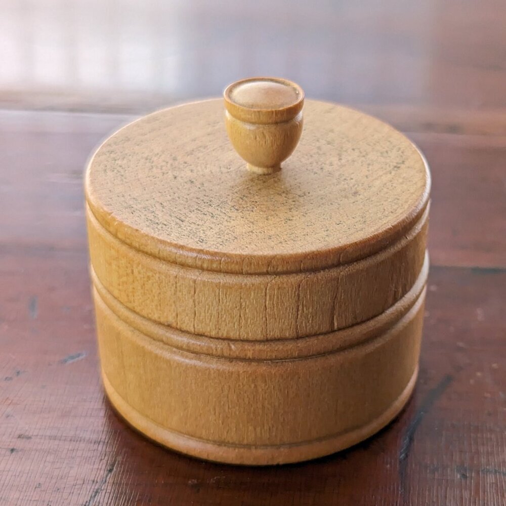 Small round treen box, vintage wood turned box with lid, small minimalist